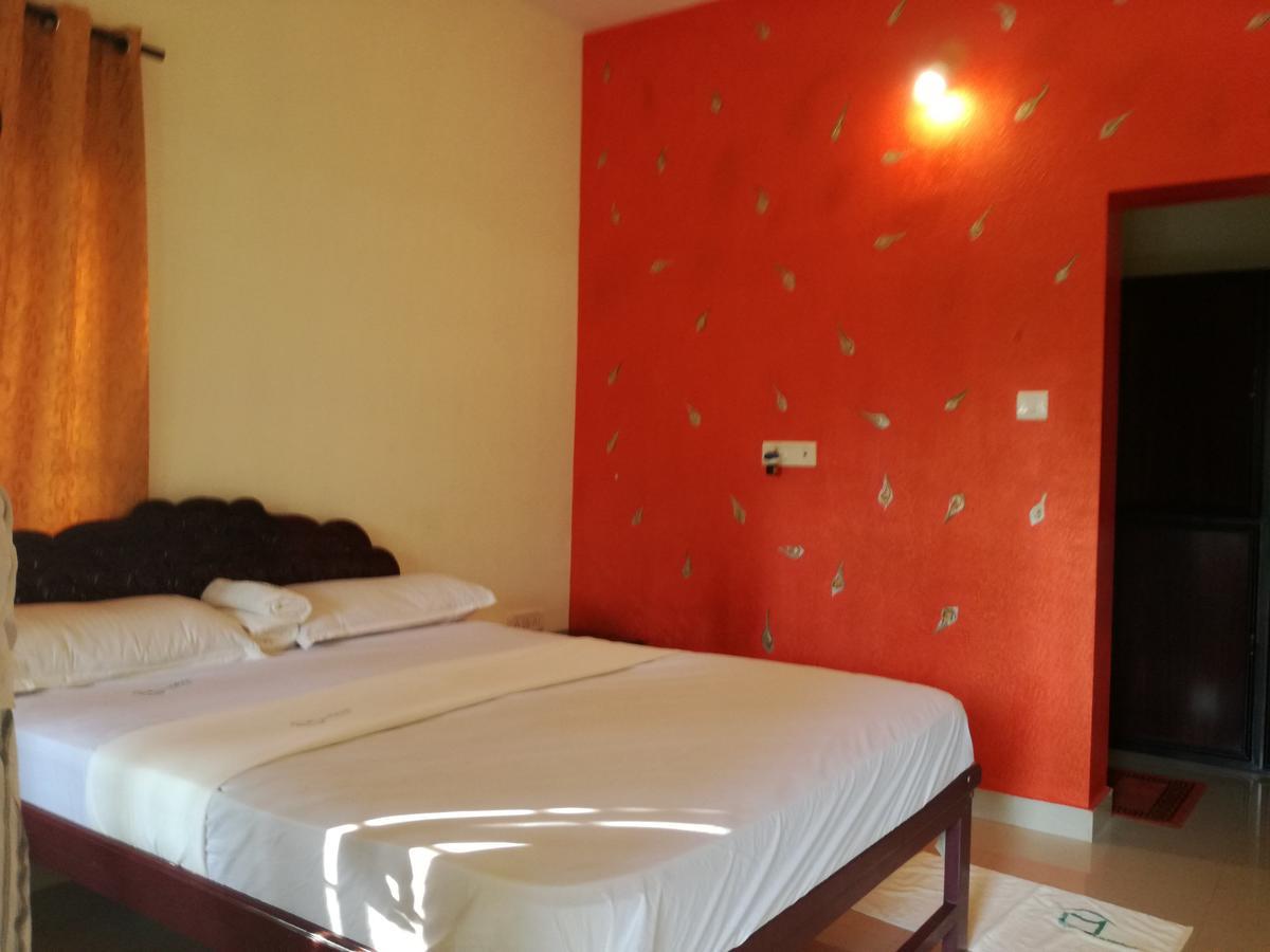 La Mirban Hotel Varkala Buitenkant foto